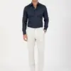 Jednobojna muška košulja slim fit sa likrom model 251 u teget boji